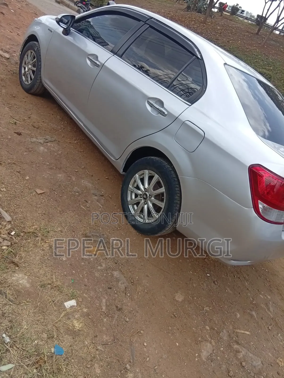 Toyota Axio 1.5 Hybrid G 2WD 2014 Silver