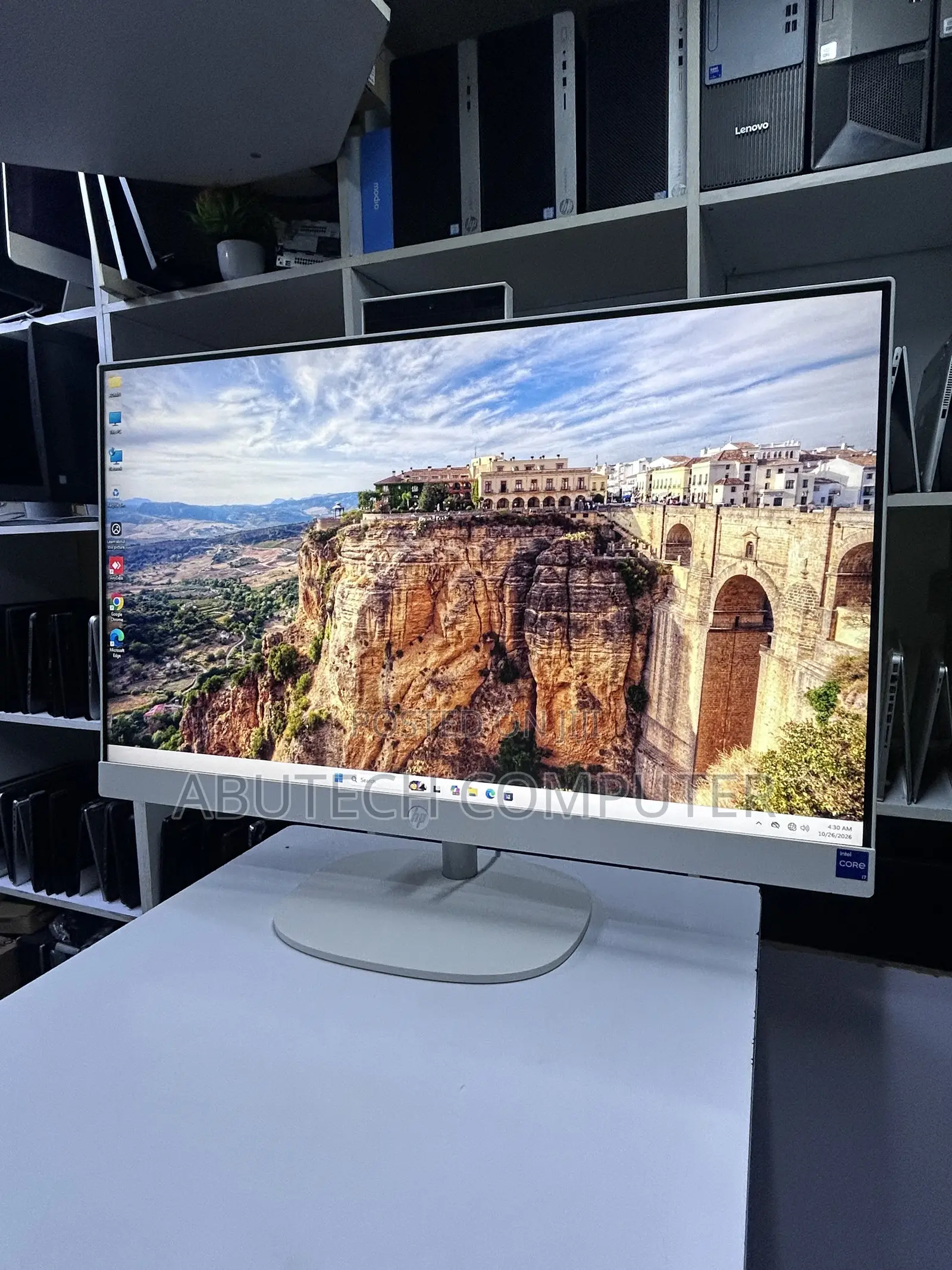 New Desktop Computer HP AiO 27 8GB Intel Core i7 SSD 512GB
