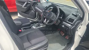 Subaru Forester 2018 White