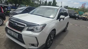 Subaru Forester 2018 White
