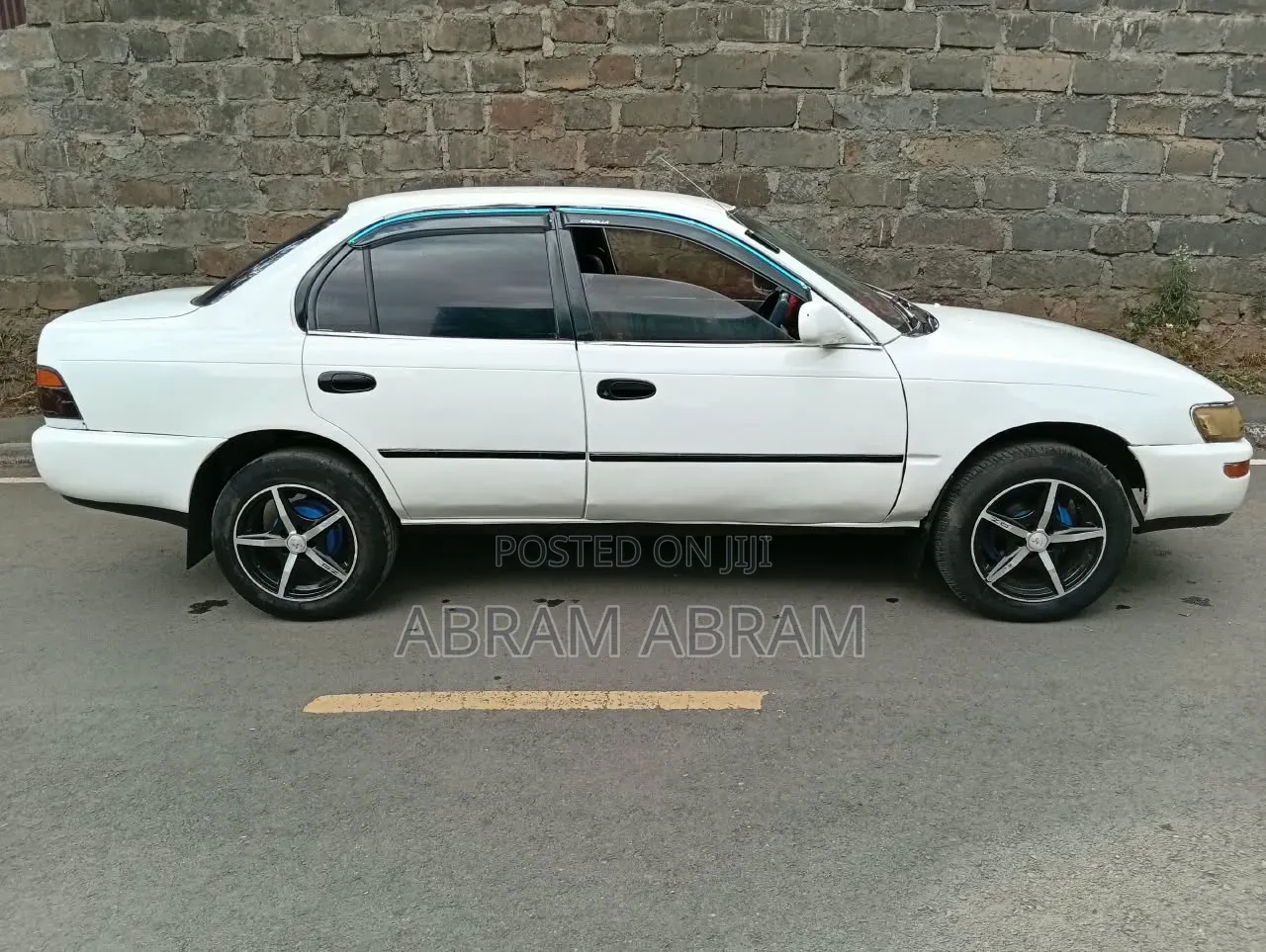 Toyota Corolla 2003 White