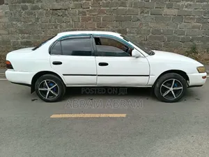 Toyota Corolla 2003 White