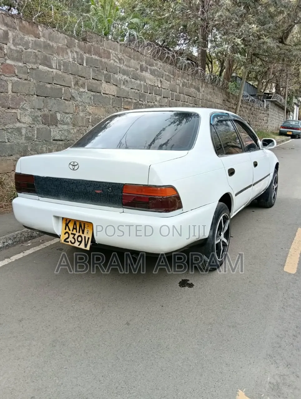 Toyota Corolla 2003 White