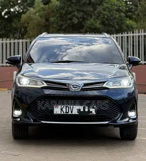Toyota Corolla Fielder 1.5 Hybrid FWD 2019