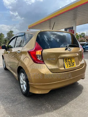 Nissan Note 2012 Gold