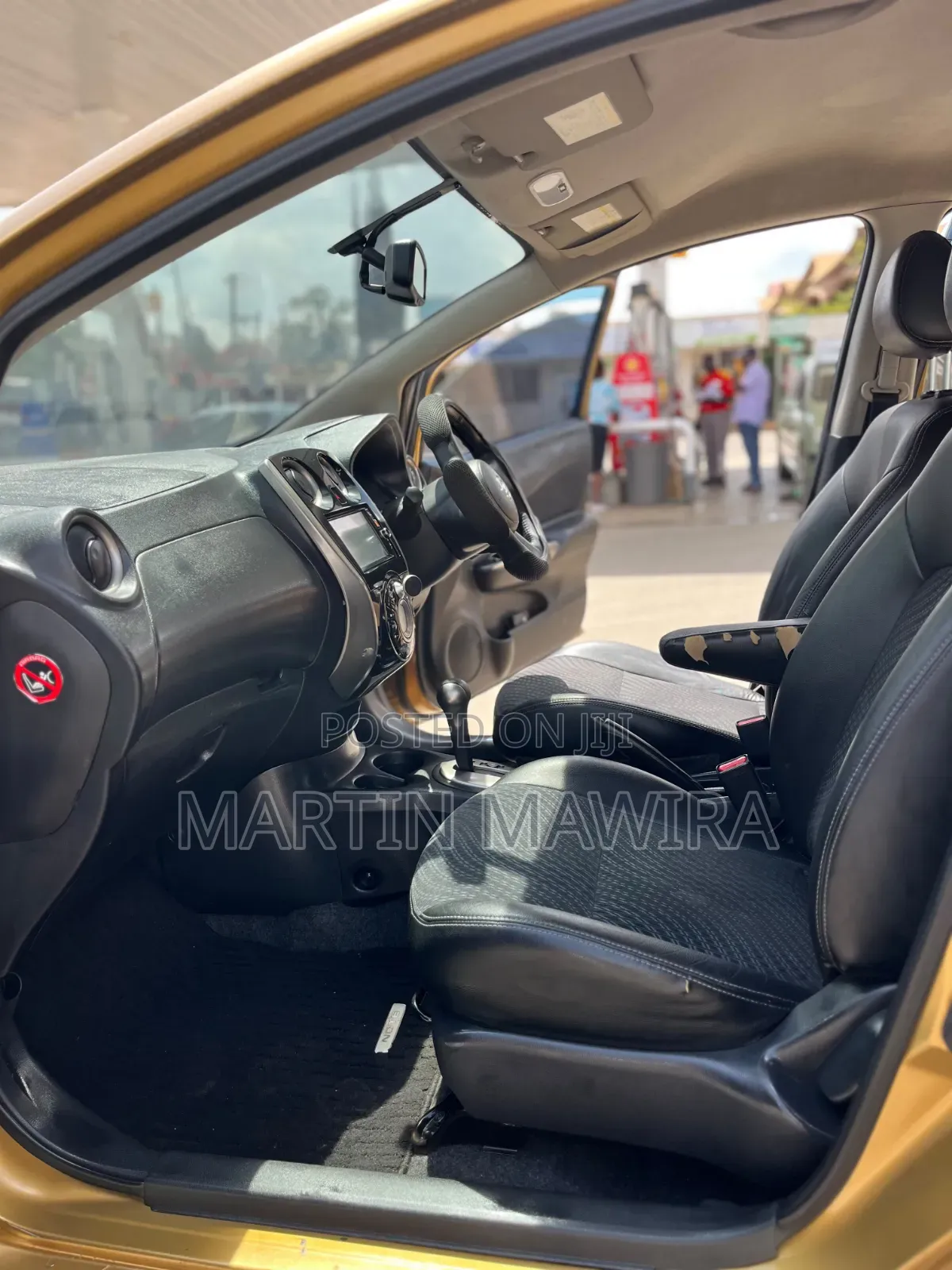 Nissan Note 2012 Gold
