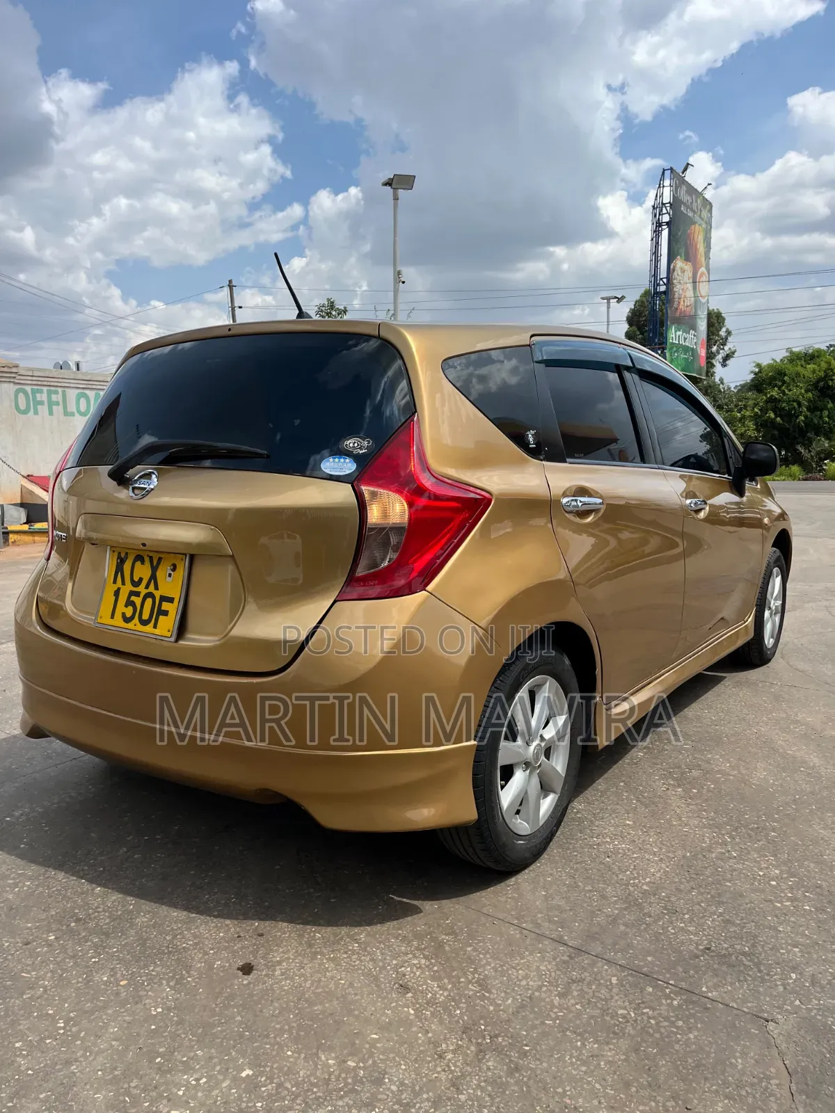 Nissan Note 2012 Gold