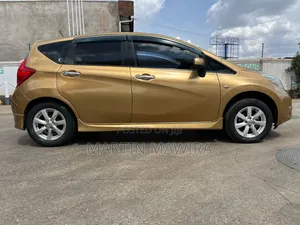 Nissan Note 2012 Gold