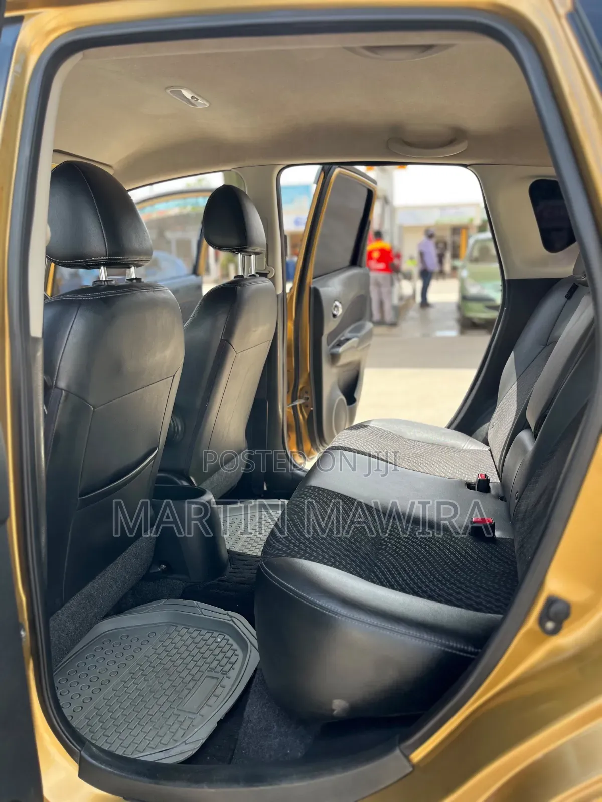 Nissan Note 2012 Gold