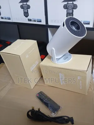Flexible Viewing With a Compact Projector and Large Screen