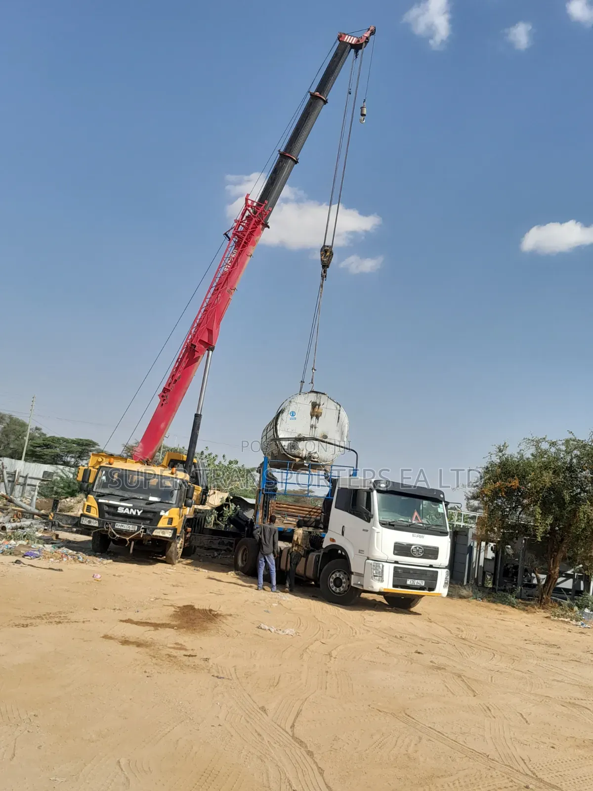 We Lift,Load and transport.Remount.Fully Loaded.