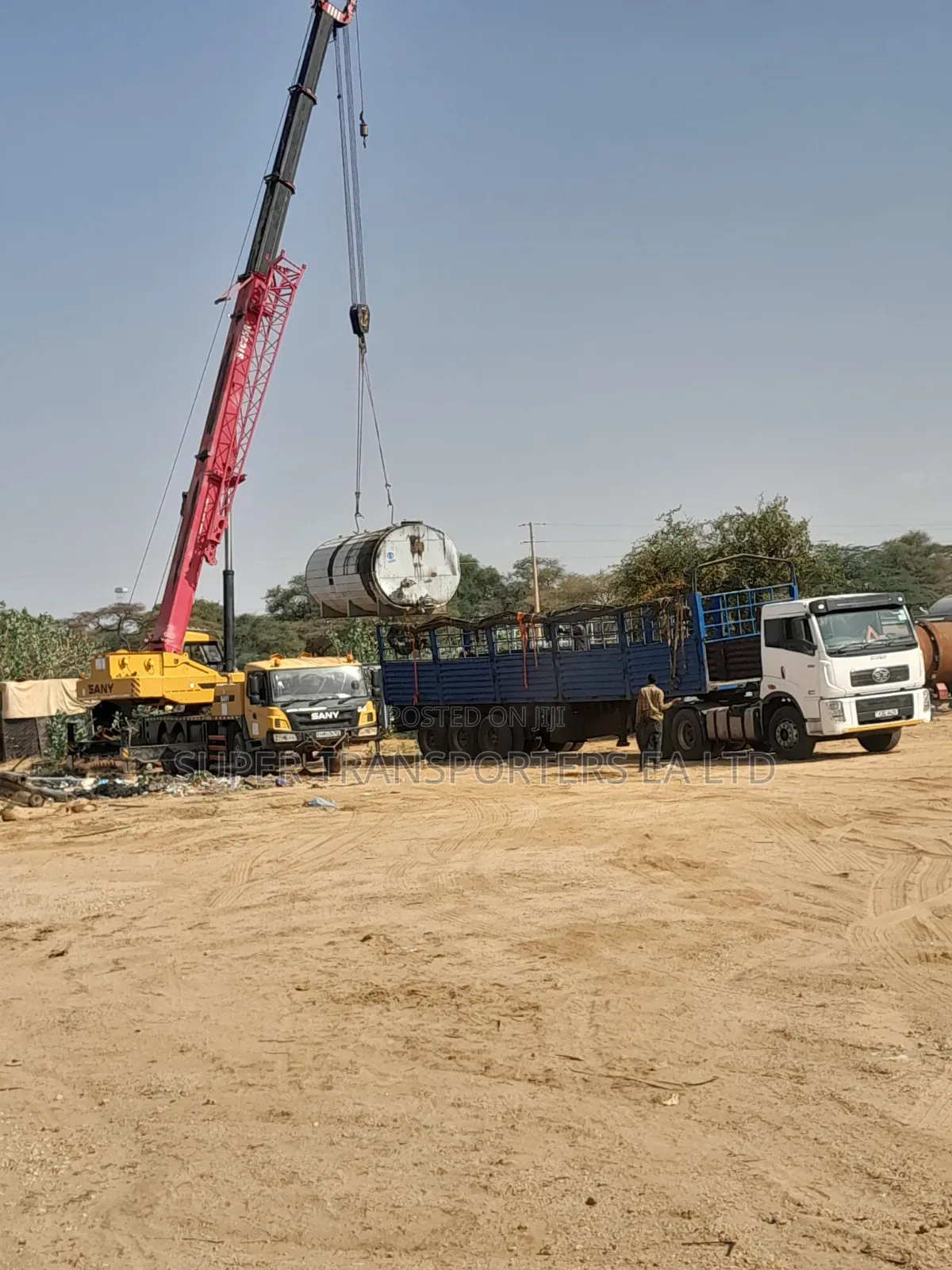 We Lift,Load and transport.Remount.Fully Loaded.