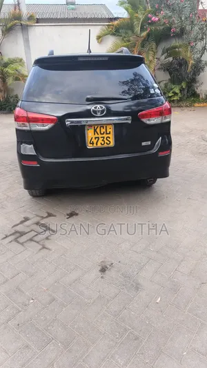 Toyota Wish 2010 Black