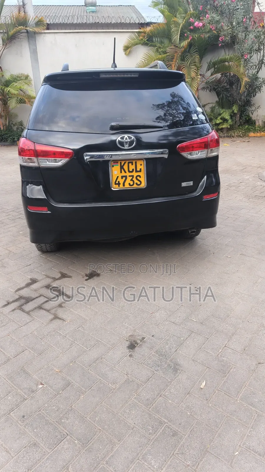 Toyota Wish 2010 Black