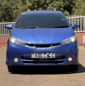 Toyota Wish 2014 Blue