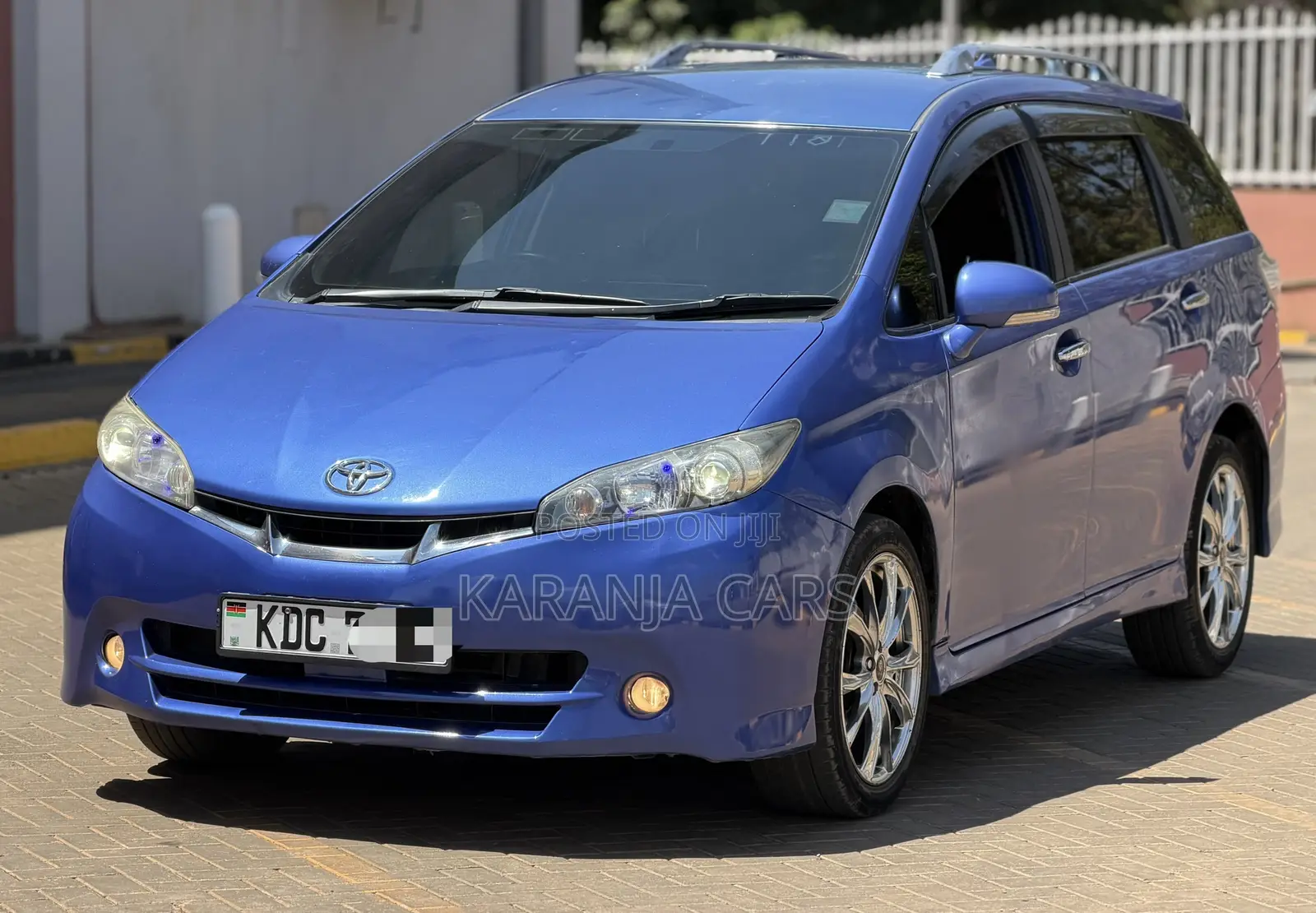 Toyota Wish 2014 Blue