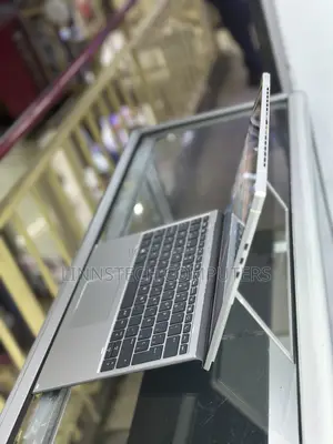 Laptop HP Elite X2 G4 8GB Intel Core i5 SSD 128GB