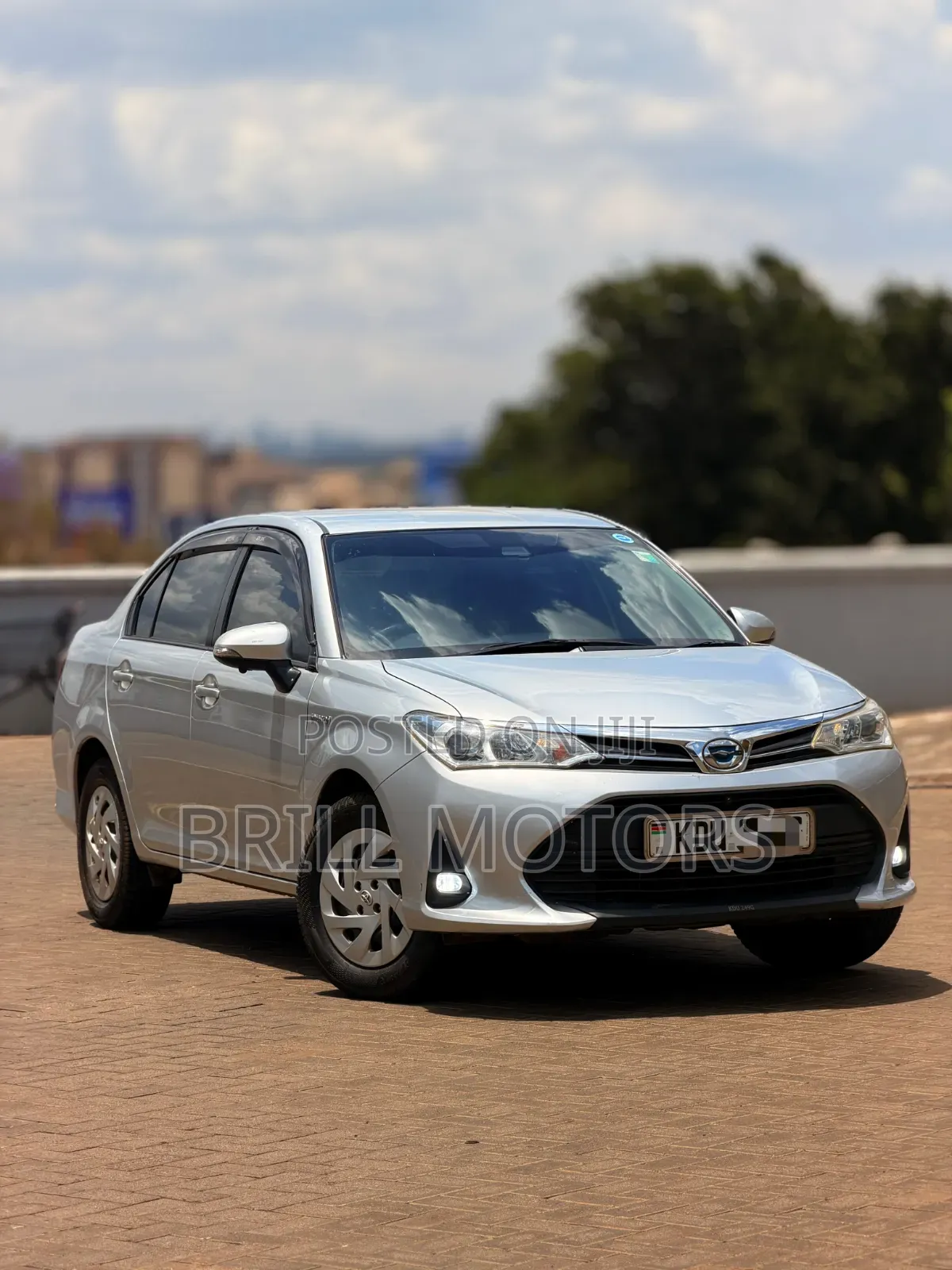 Toyota Axio 2018 Silver