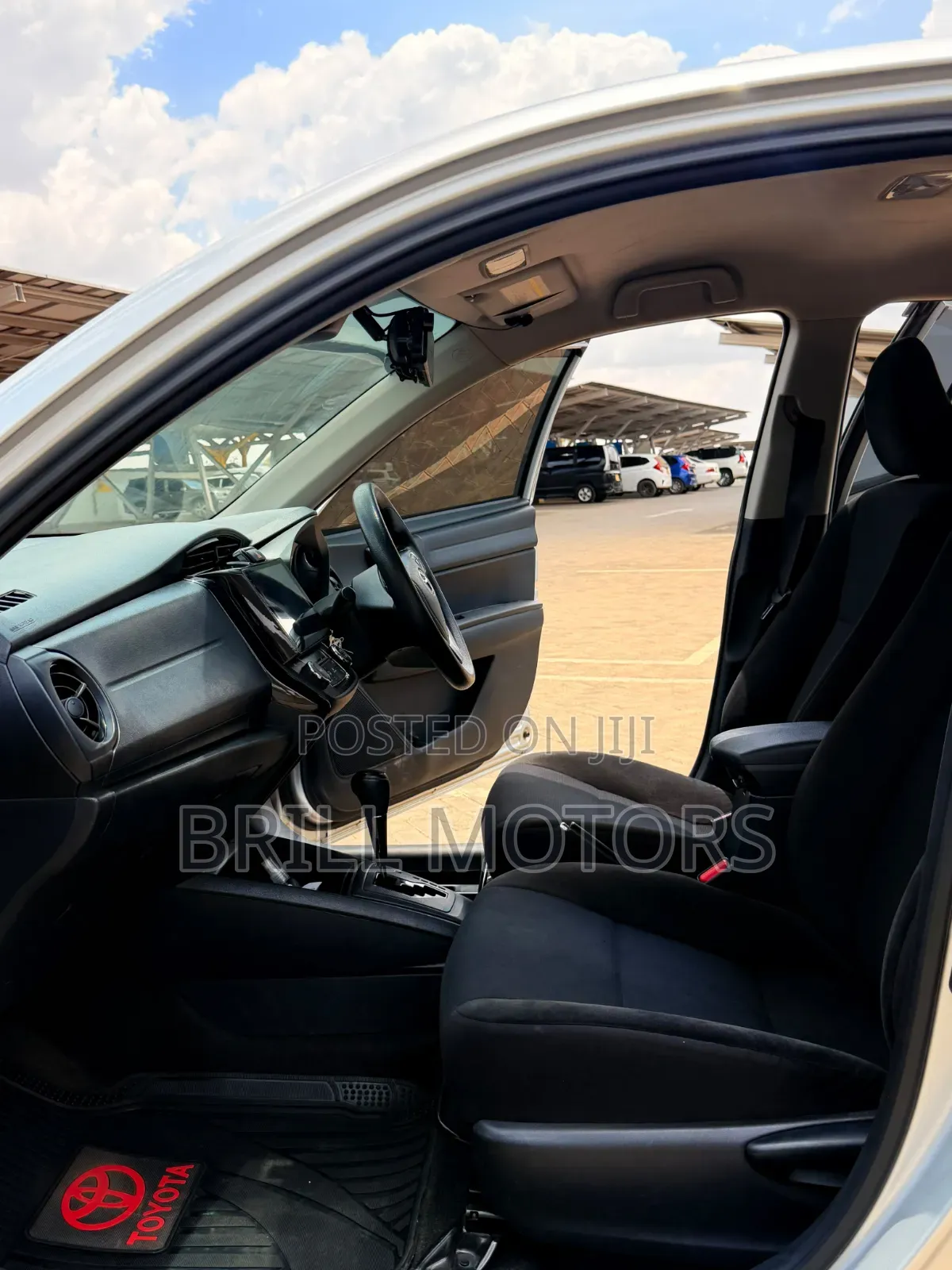 Toyota Axio 2018 Silver