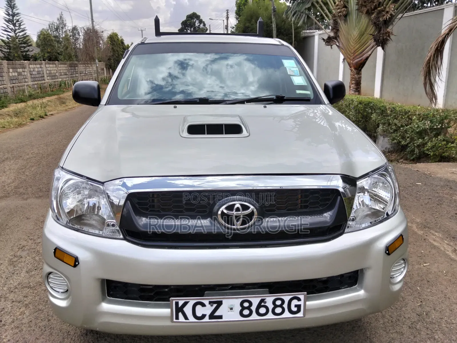 Toyota Hilux 2.5 D-4D SRX 2012 Silver