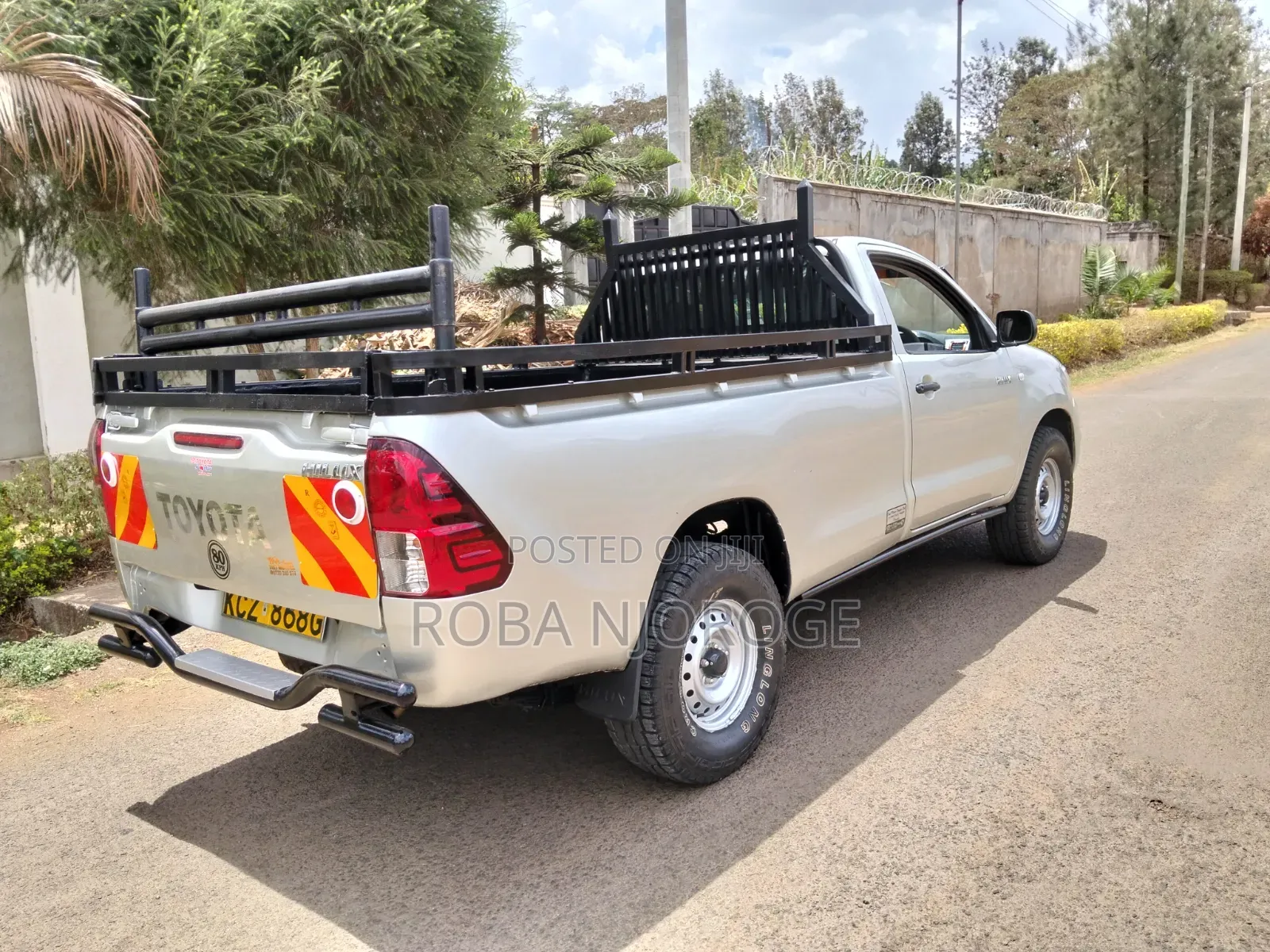 Toyota Hilux 2.5 D-4D SRX 2012 Silver