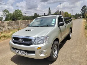 Toyota Hilux 2.5 D-4D SRX 2012 Silver