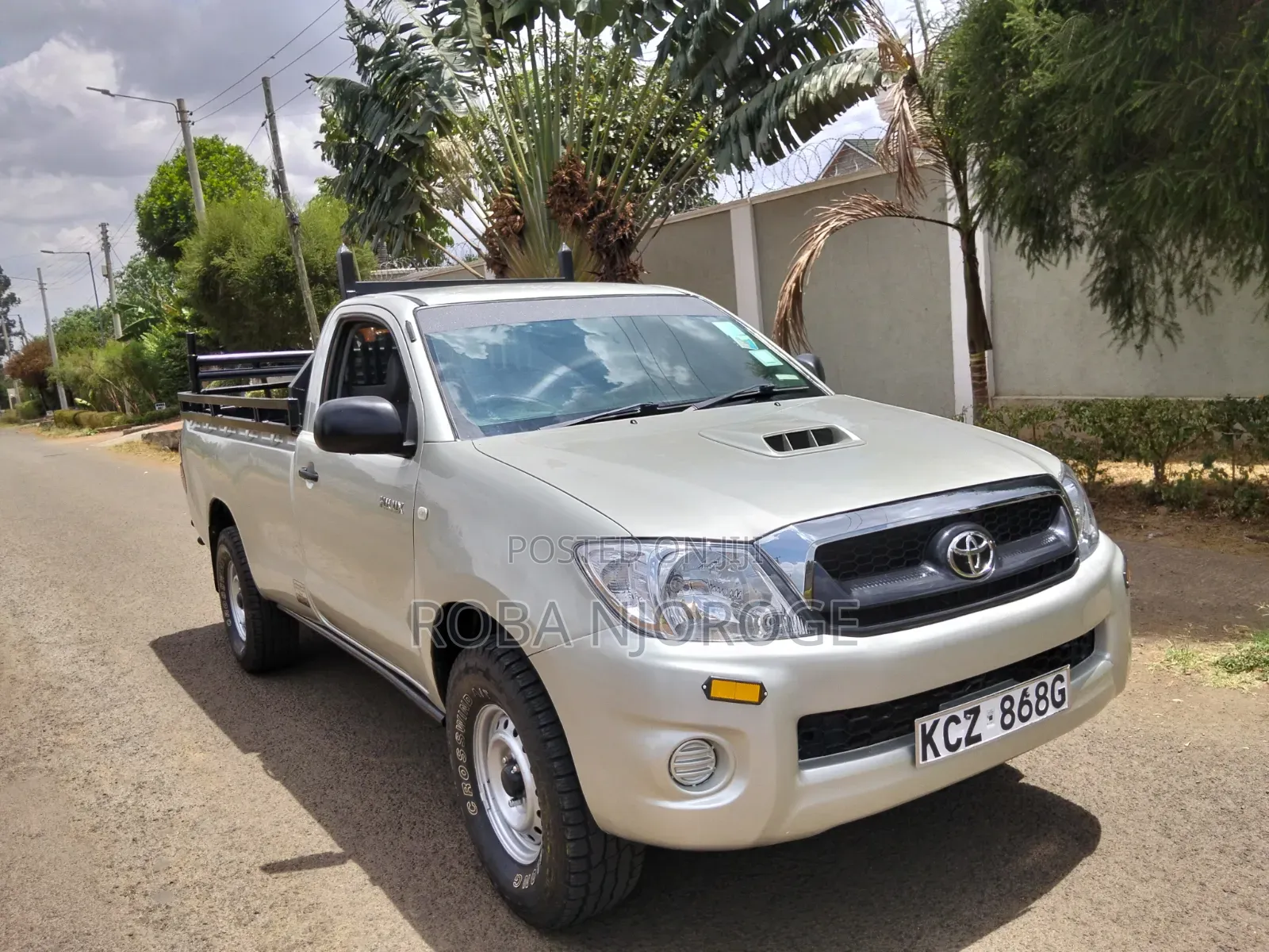 Toyota Hilux 2.5 D-4D SRX 2012 Silver