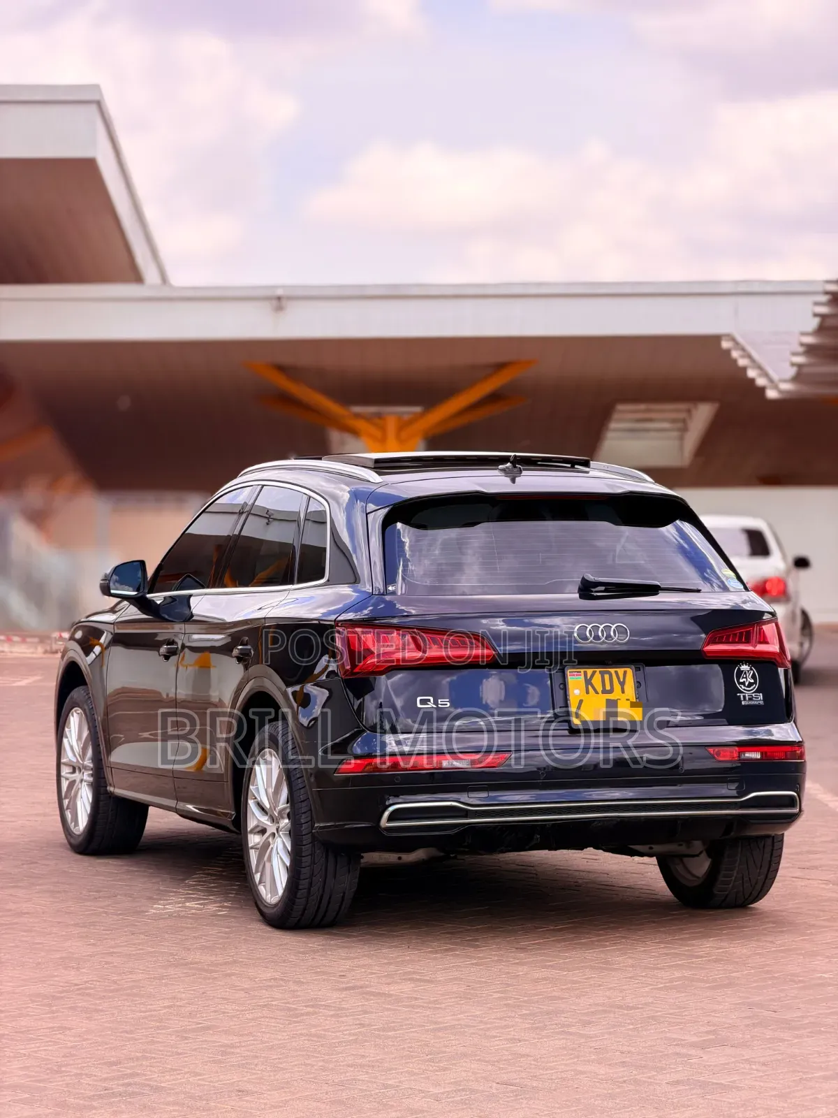 Audi Q5 2018 Black