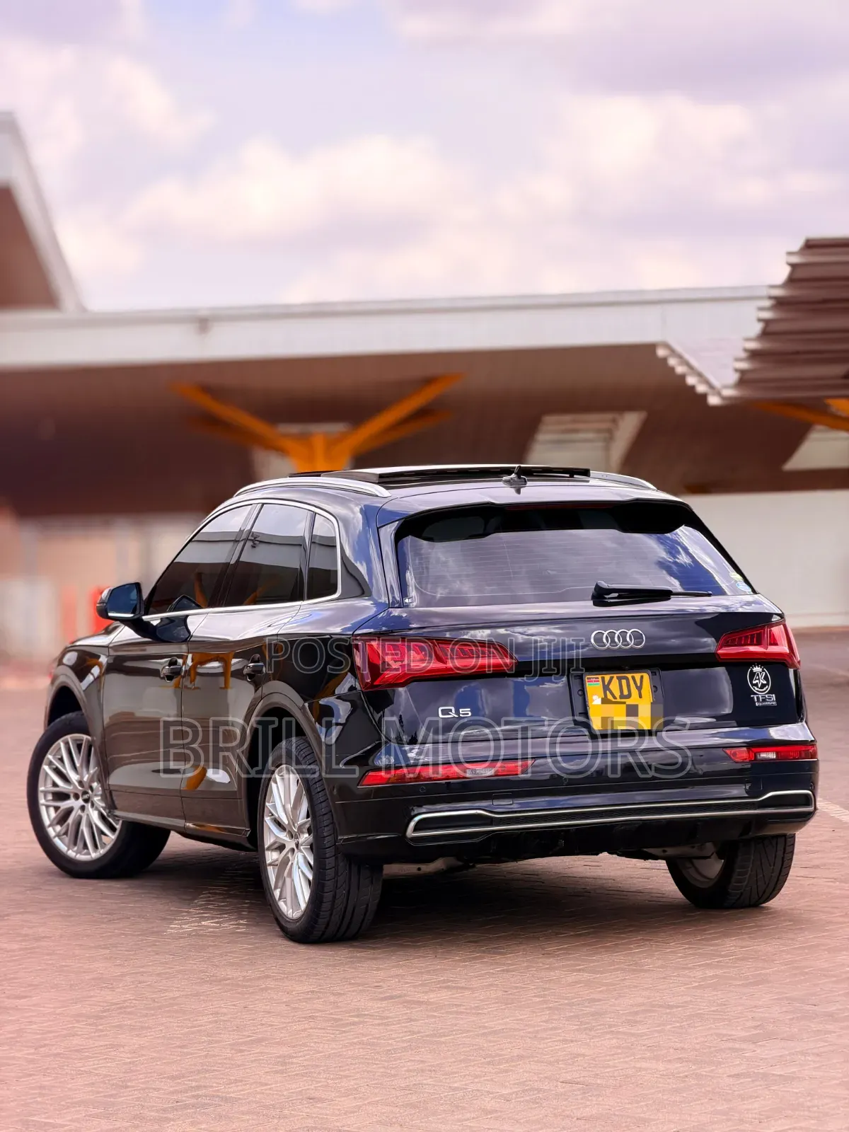 Audi Q5 2018 Black