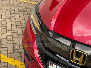 Honda Vezel 2018 Red