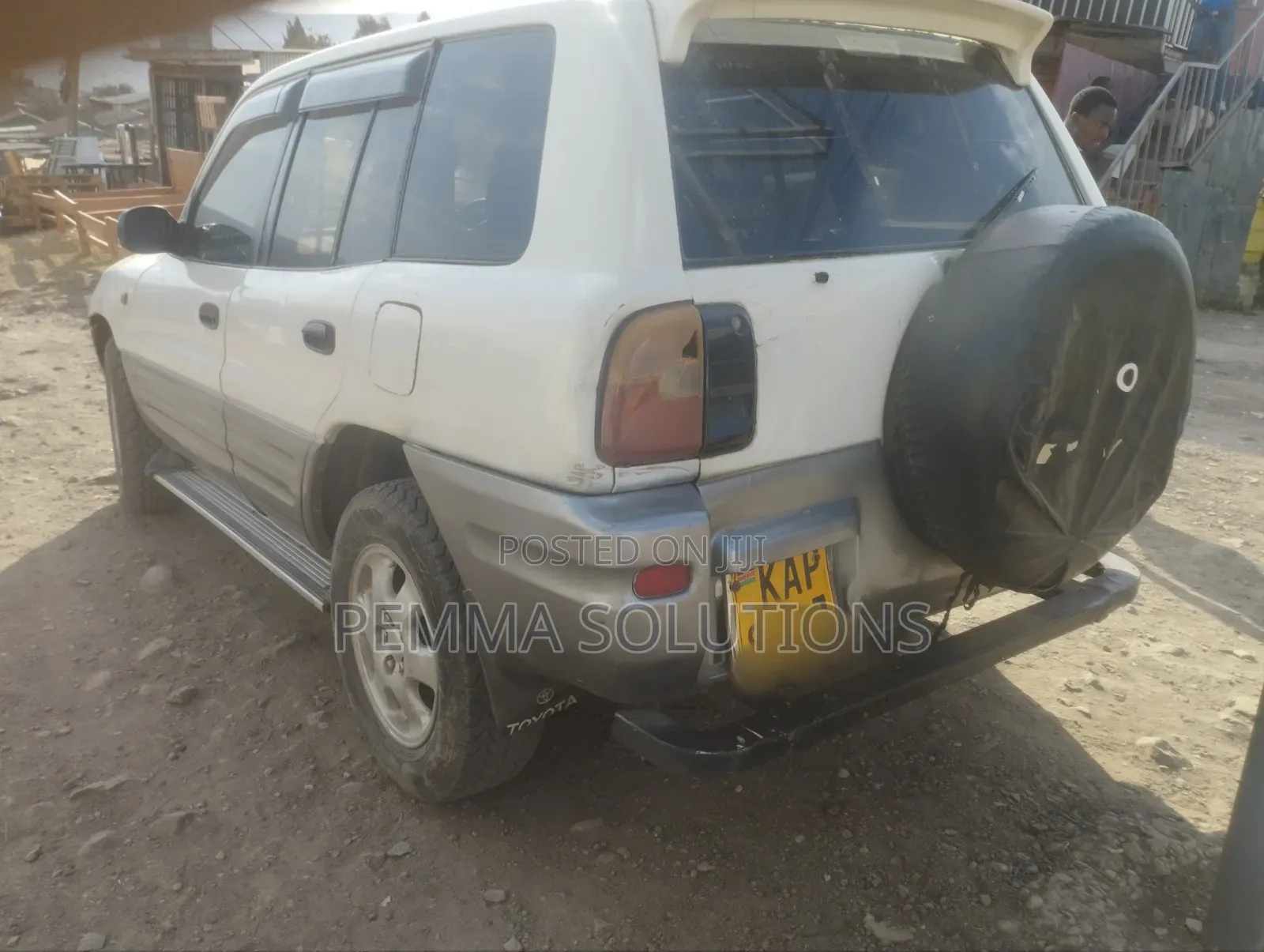 Toyota RAV4 2001 White