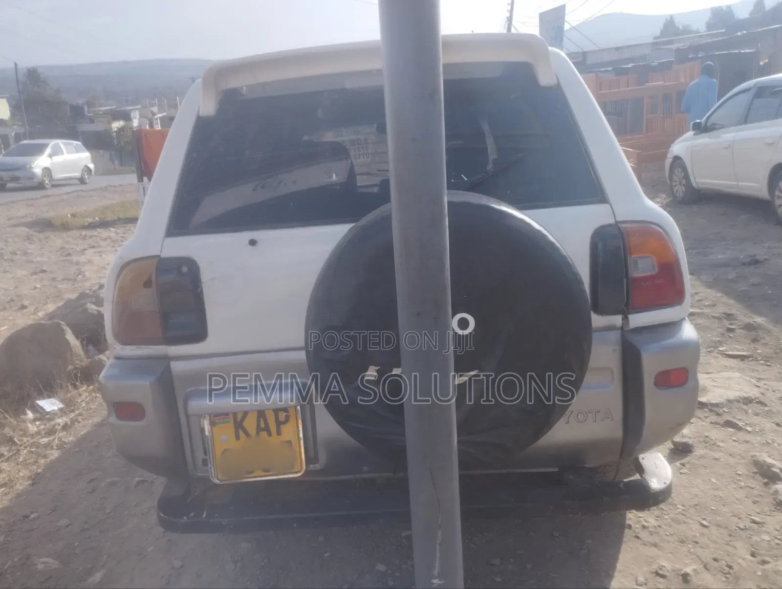 Toyota RAV4 2001 White
