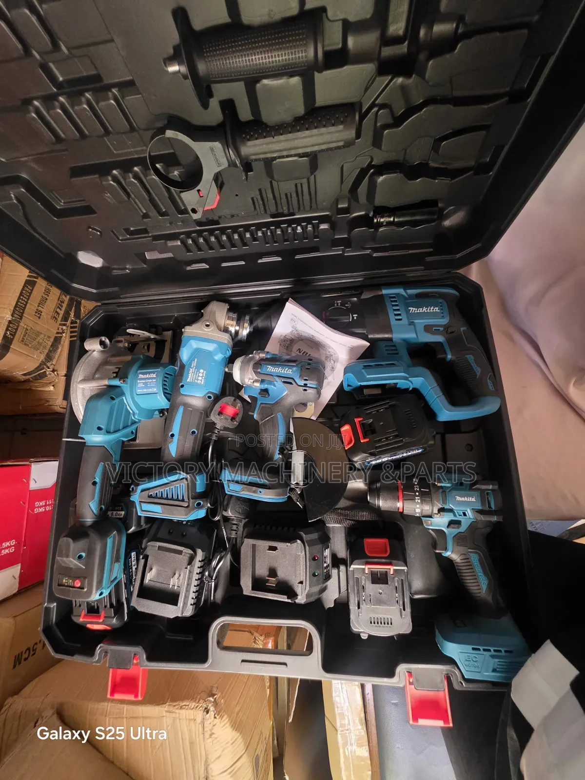 Makita 5-in-1 Cordless Combo Kit