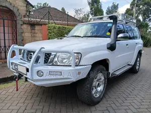 Nissan Patrol 2012 White