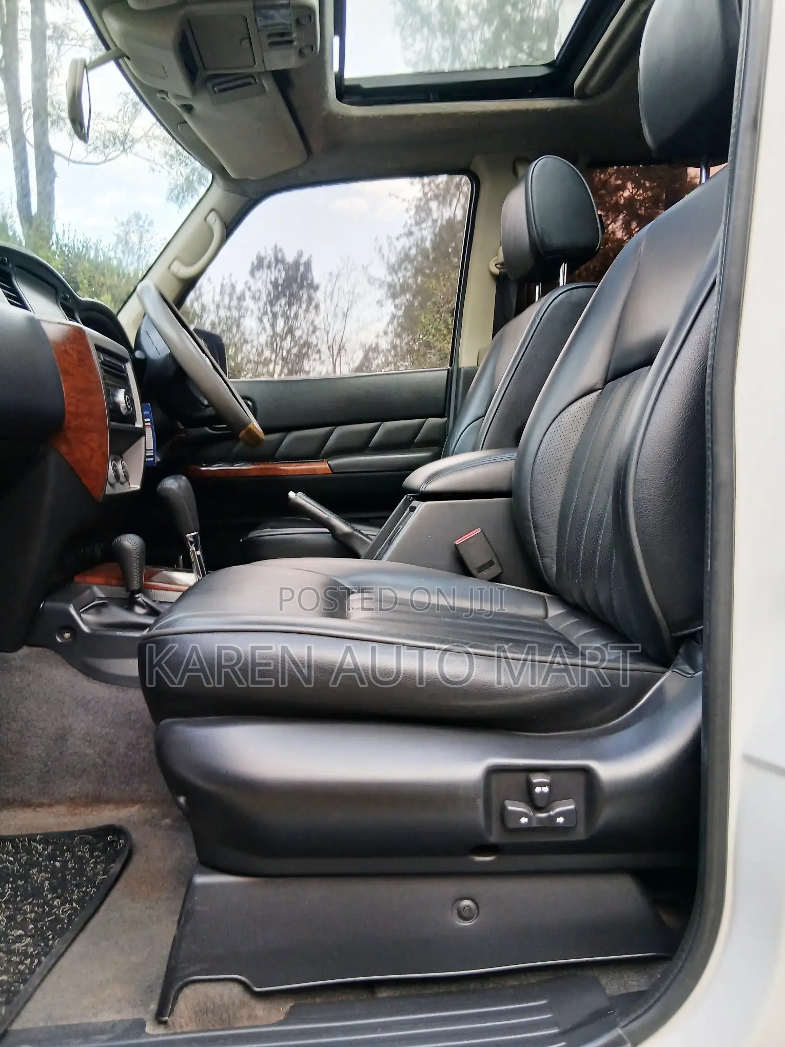 Nissan Patrol 2012 White