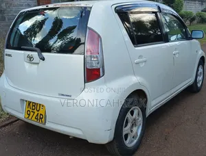Toyota Passo 2006 White