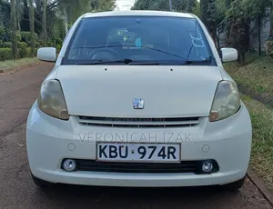 Toyota Passo 2006 White