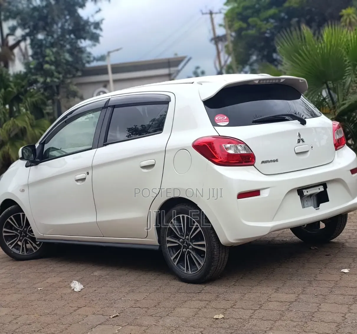 Mitsubishi Mirage 2019 White