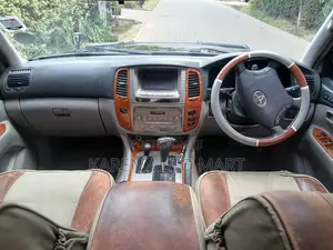 Toyota Land Cruiser 2003 Black