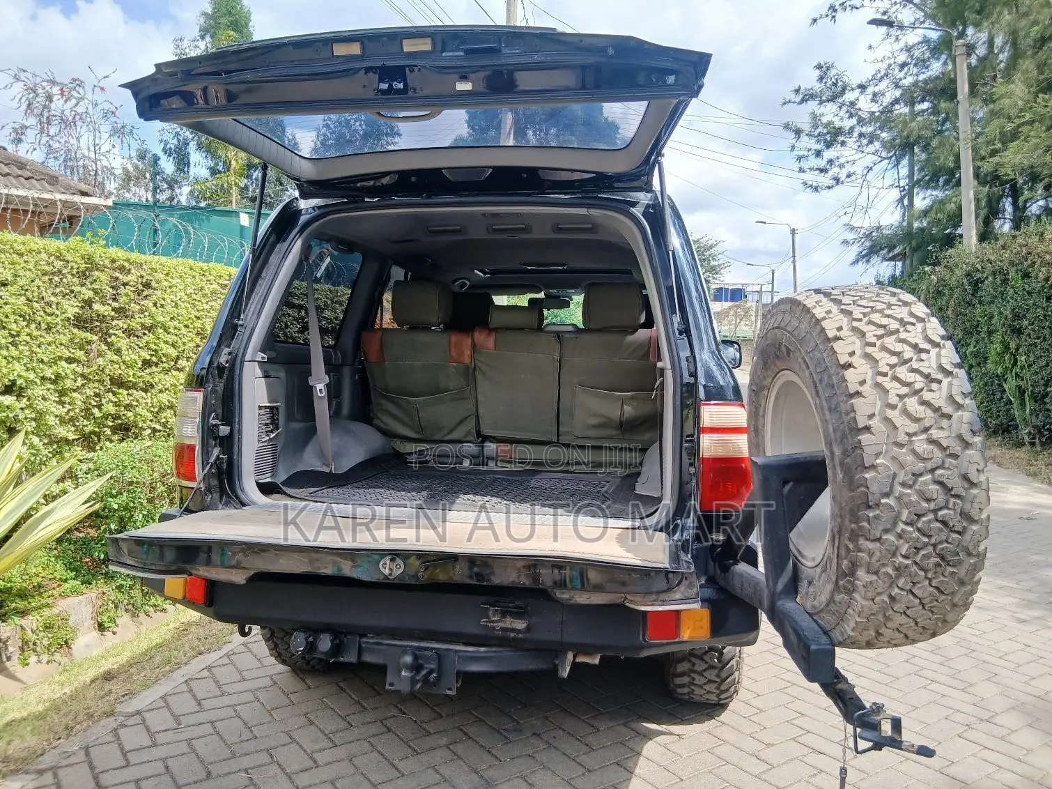 Toyota Land Cruiser 2003 Black