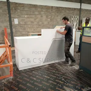 180cm Modern Reception Desk With Light.