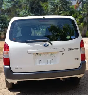 Toyota Succeed 2020 White