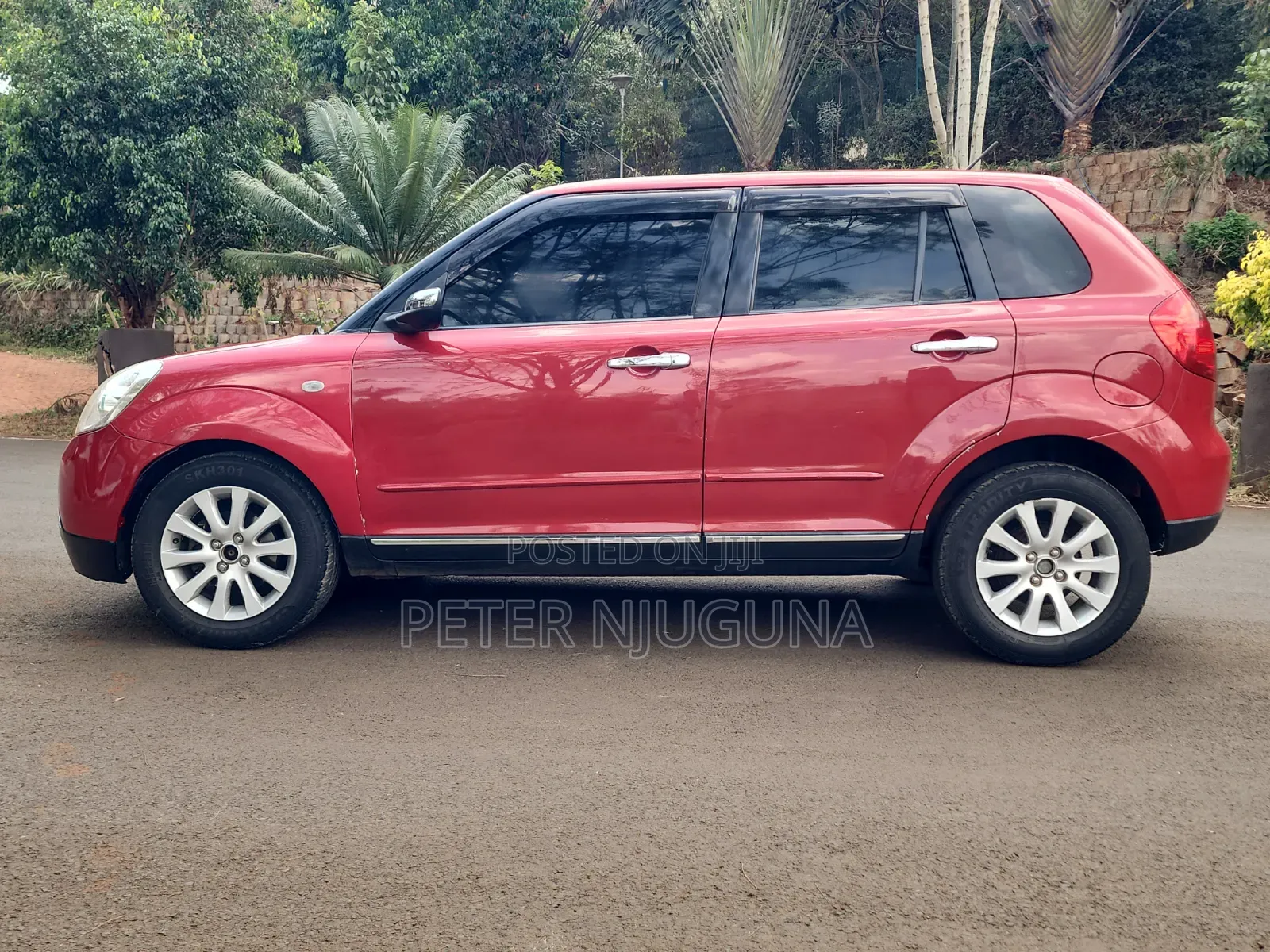 Mazda Verisa 2010 Maroon