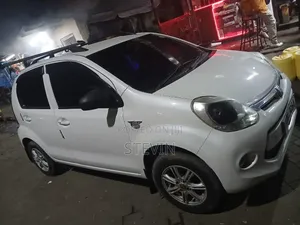 Toyota Passo 2016 White