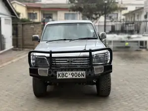 Toyota Land Cruiser Prado 2.7 16V 3dr 2001 Silver