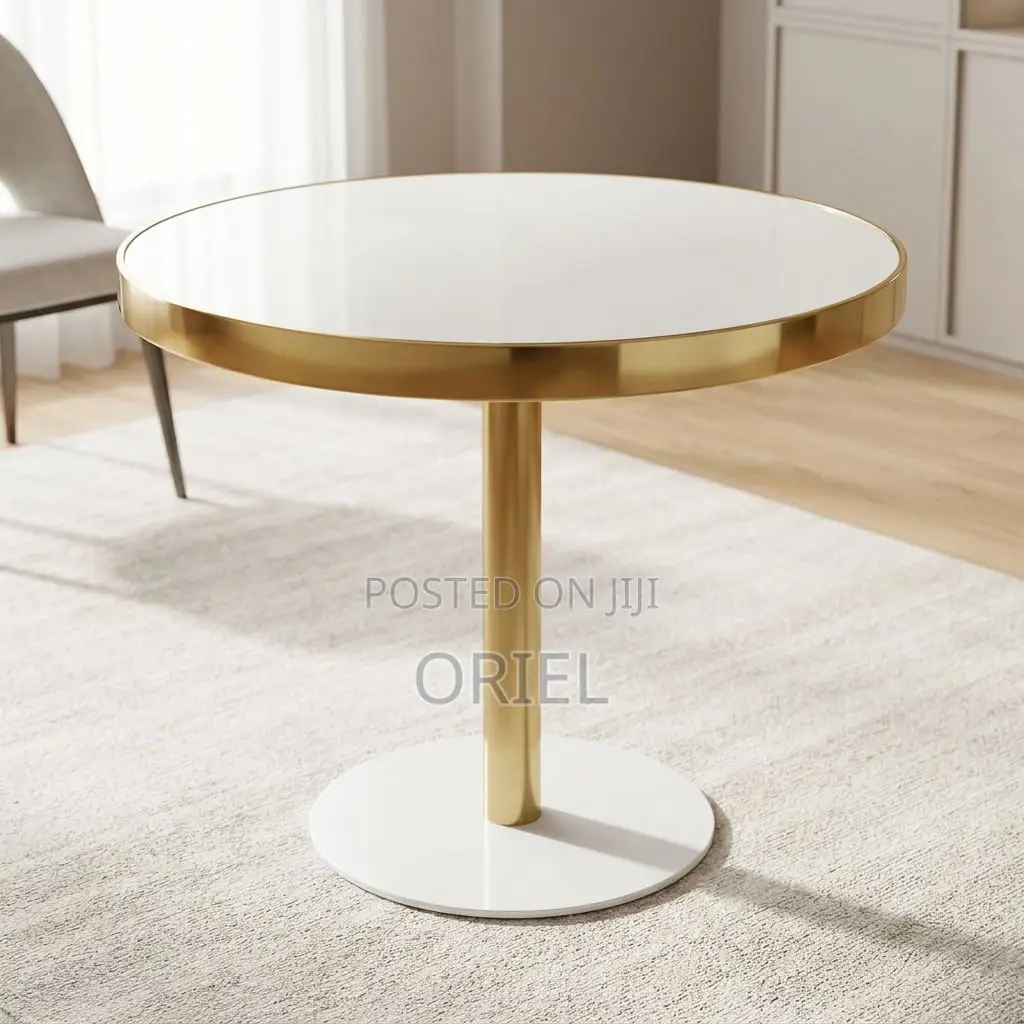 Round Restaurant Table – Space-Saving Café and Dining Furniture