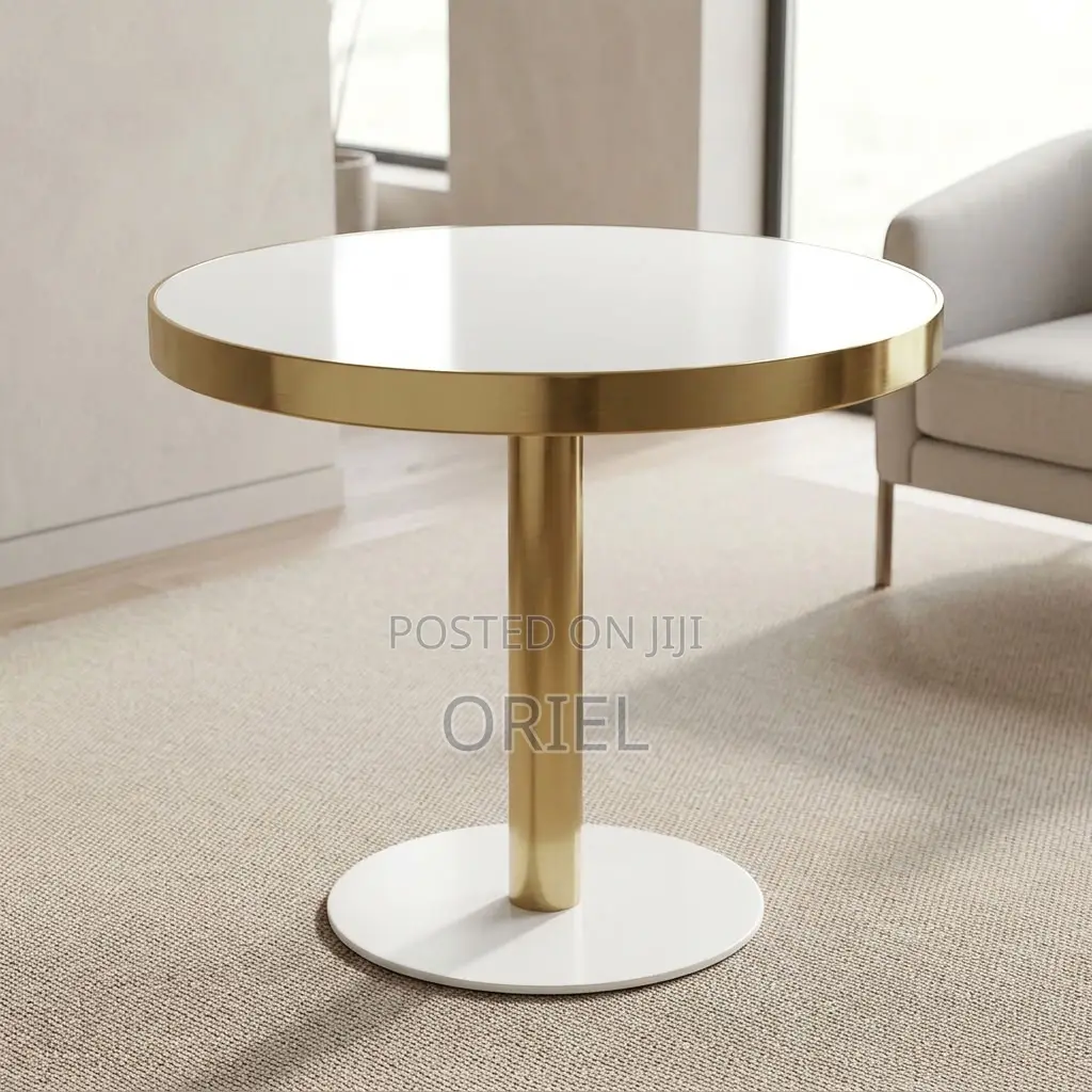 Round Restaurant Table – Space-Saving Café and Dining Furniture