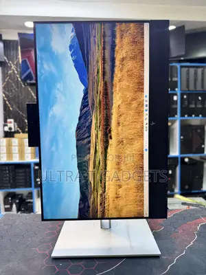 HP E24m G4 24” FHD USB-C Monitor
