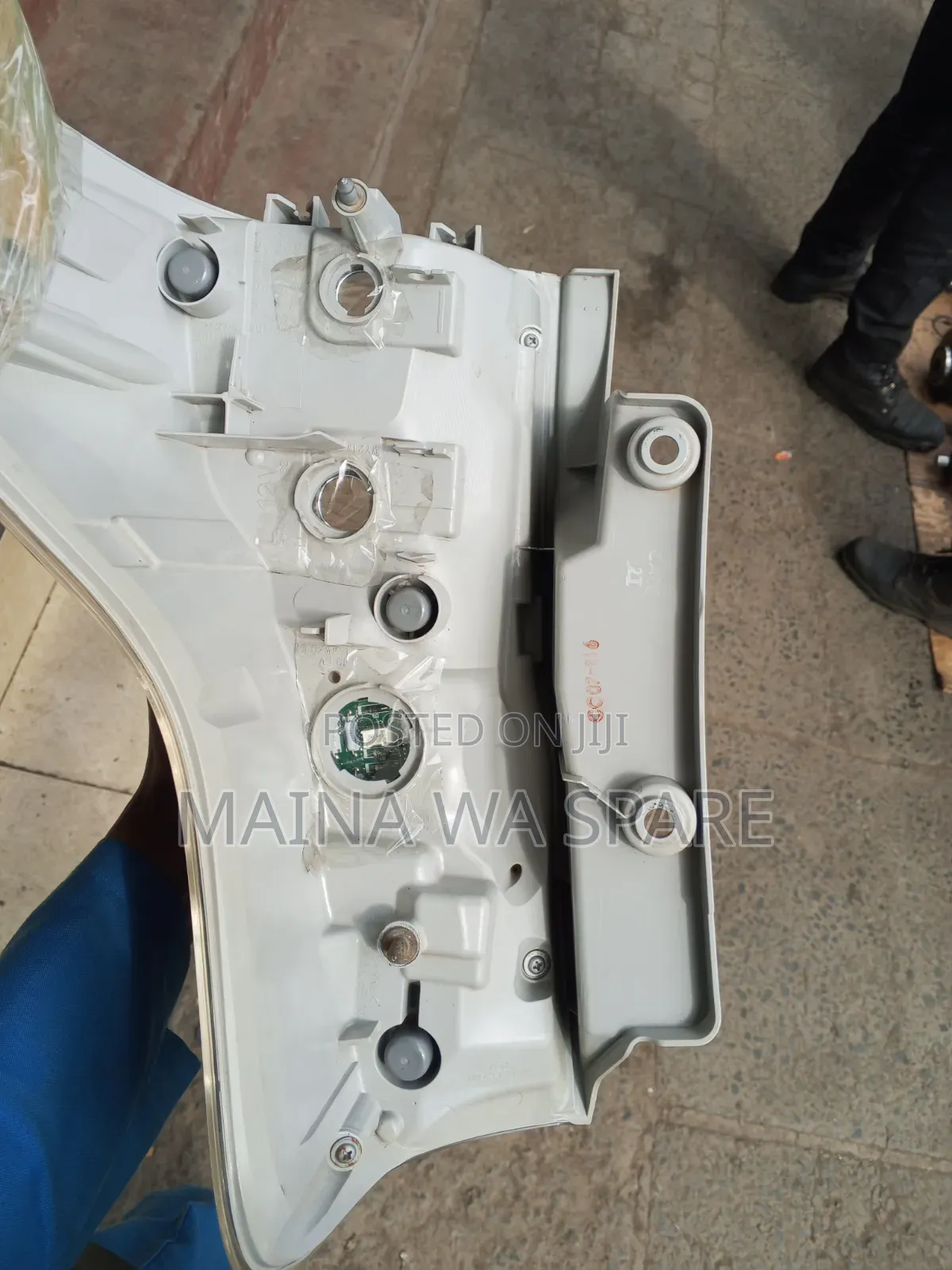 Tail Light Land Cruiser Prado Now Available