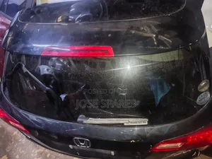 Honda Vezel Tailgate
